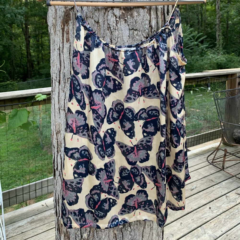 🦋Sheer Butterfly Print Cami 🦋